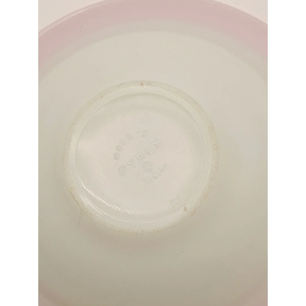 Vintage Pyrex Red Rim Milk Glass Bowl 6.5 Inch Round Cereal Soup Bowl 31 USA